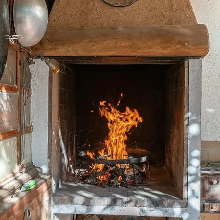 Chalet Casa Del Arbol - Tierra De Arte *